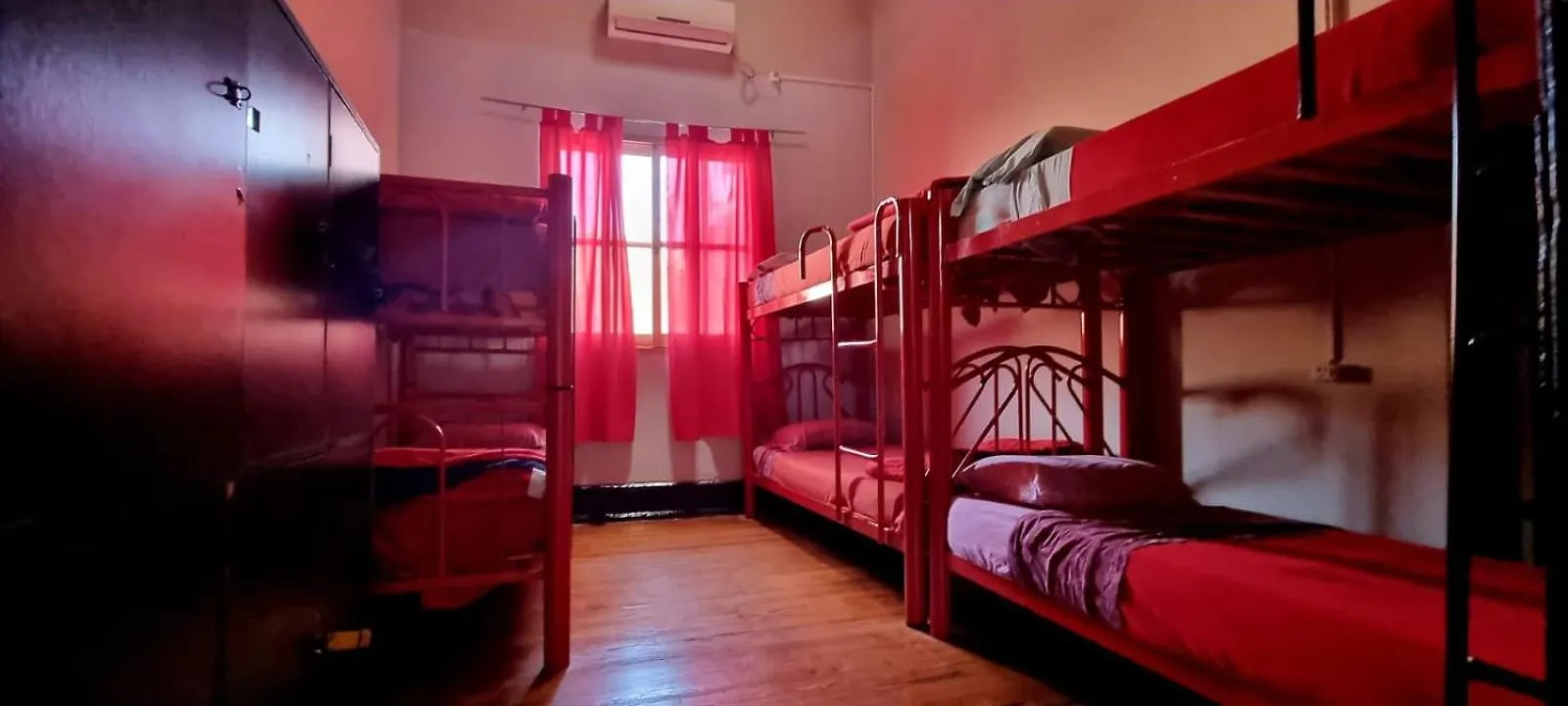 Windmill Hostel Mendoza